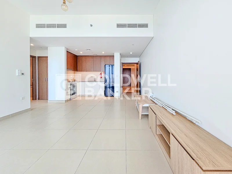 منظر جميل على البحر المفتوح | بدون تبريد مركزي | شاغر63776526597251111