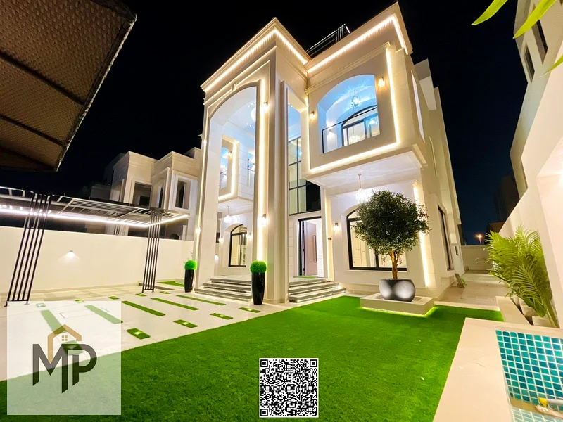 أفضل الفيلات الفاخرة للبيع بتصميم كلاسيكي، وحديقة كبيرة، وسطح، و5 غرف نوم رئيسية، بدون رسوم خدمة سنوية.63880510969729112