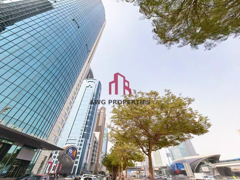 مكتب فاخر على طريق SZR بجوار المترو | تشيلر63616805399937112
