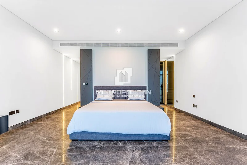 Upgraded | Biggest Infinity Pool | Move-in Ready64043459810946114