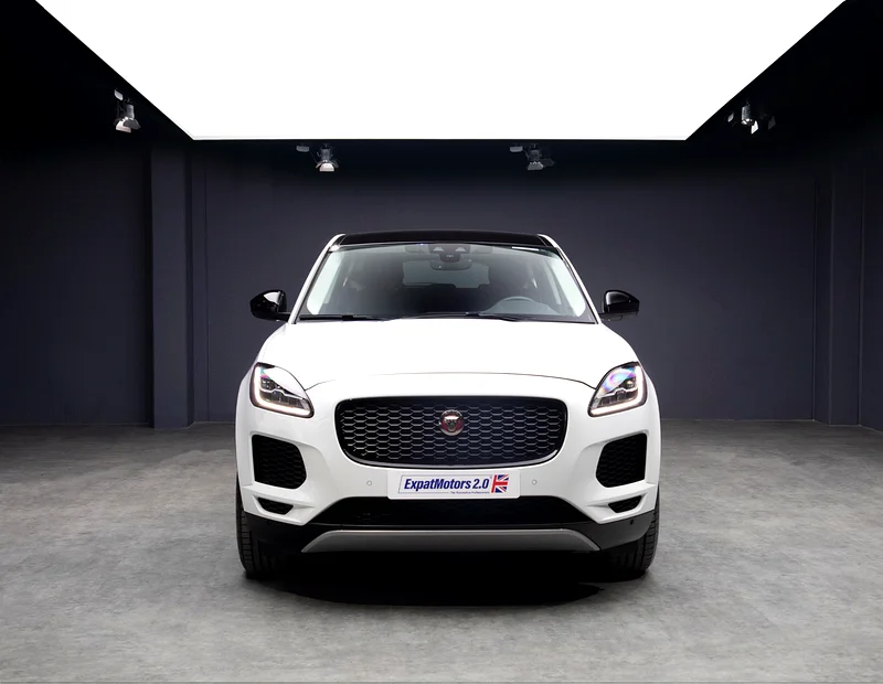عرض صيفي خاص • 2150x60 • دفعة أولى 0% • جاكوار E-Pace P200 موديل 2020، إصدار أسود • ضمان جاكوار63491177392257114
