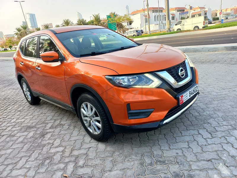 نيسان X-تريل بحالة ممتازة وكأنها جديدة63488079137665111
