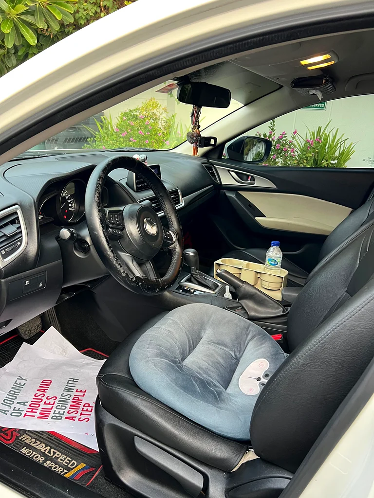 Mazda 3 201963490239027841112