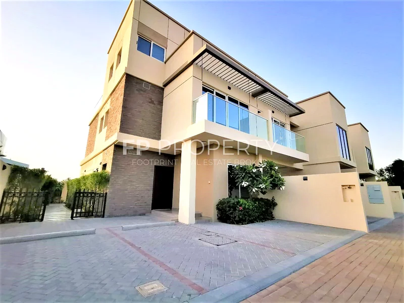 Genuine Resale | Premium 4-Bedroom | End Unit | Spacious Plot64006118977153110