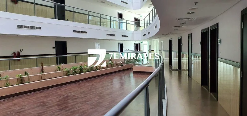 Balcony | Negotiable Price | Spacious Layout63977889022850114