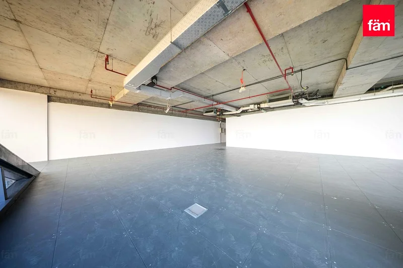 Semi fitted / Low Floor / Open Views63621194584707114