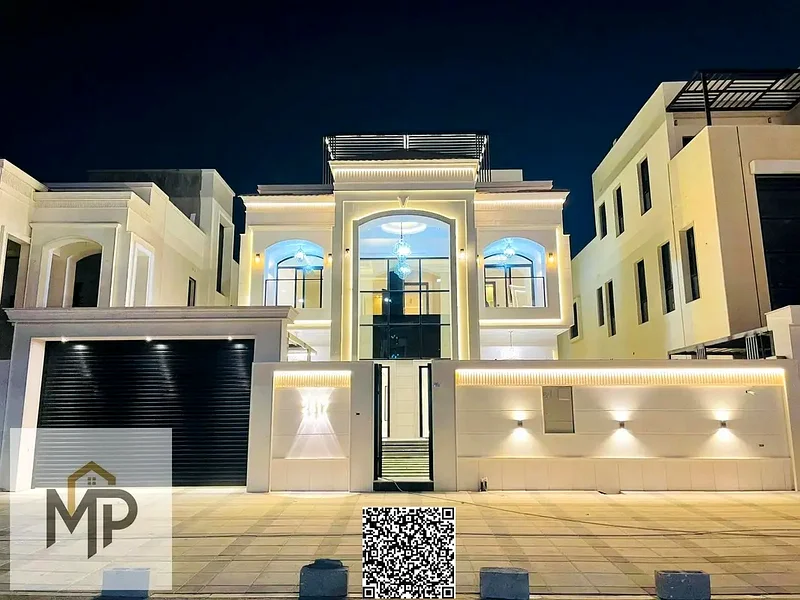 أفضل الفيلات الفاخرة للبيع بتصميم كلاسيكي، حديقة كبيرة، سقف، 5 غرف ماستر، بدون رسوم خدمة، وتملك حر لجميع الجنسيات63880835290241110