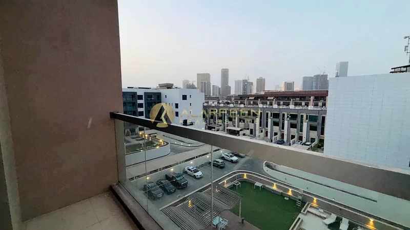 Spacious And Modern | Near Exit | Move-In Ready63788032420994114