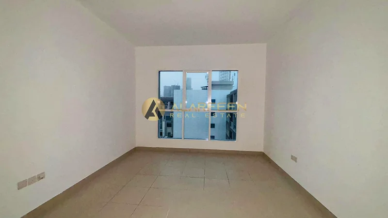 Spacious And Modern | Near Exit | Move-In Ready63788032420994112
