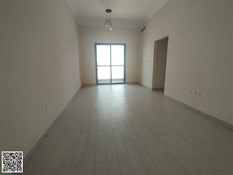 2BR//FIRST RESIDENT/63713137350913111