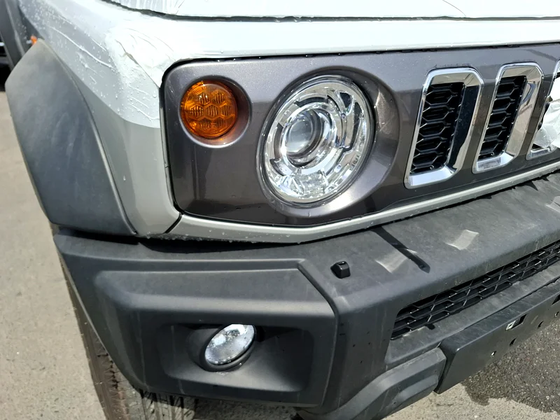 Suzuki Jimny 1.5L 2025 Silver Petrol (Export Only)63490790002305114