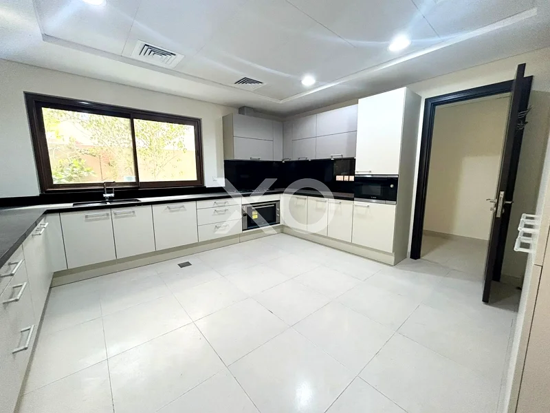 Available now | Unfurnished | Corner villa63804875040771113