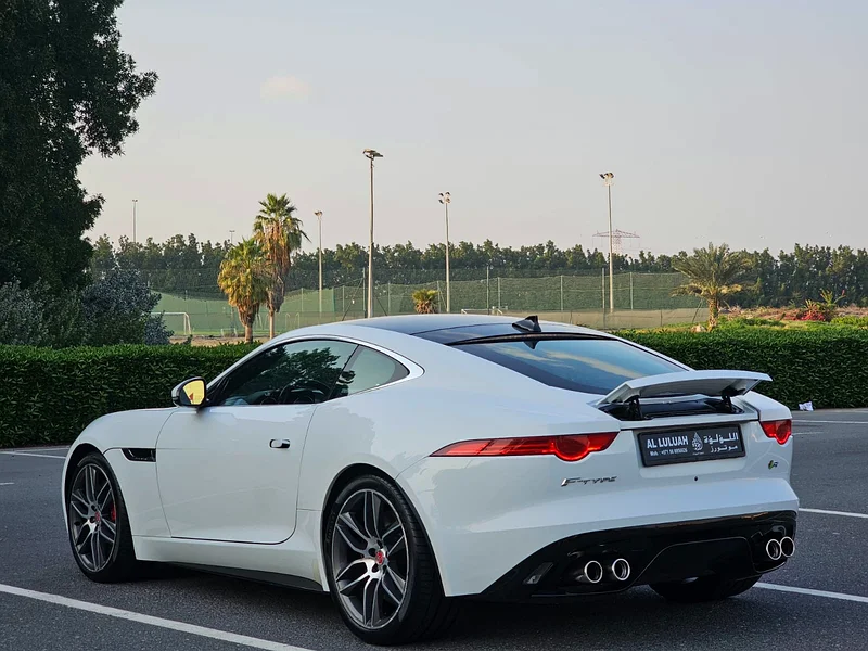 F-TYPE// R 2015 GCC V8 SUPERCHARGER WARRANTY AND SERVICE FREE63613735234434112