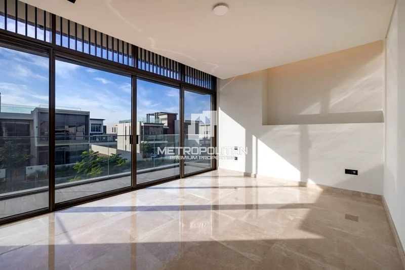 Private Pool | Bigger Layout | Vacant63754432355713113