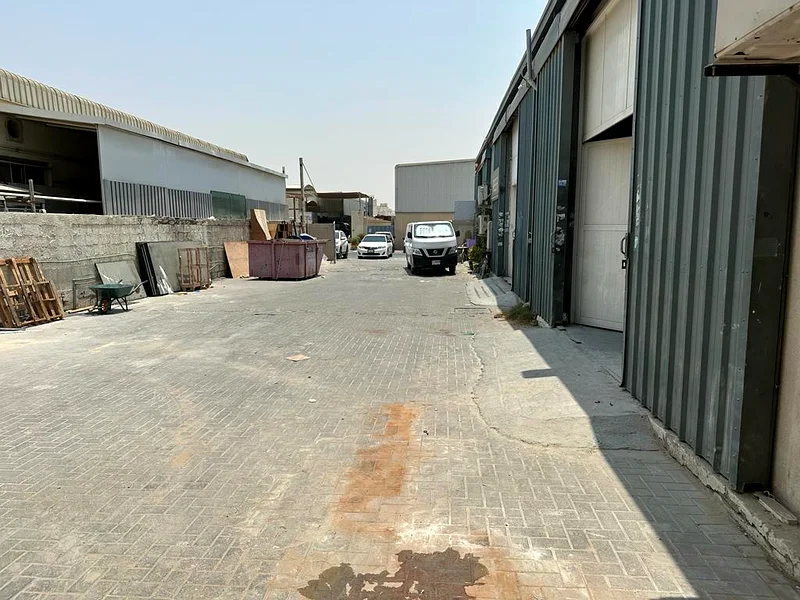 Premium Warehouse for Lease in Al Quoz Industrial Area 363617593370627111