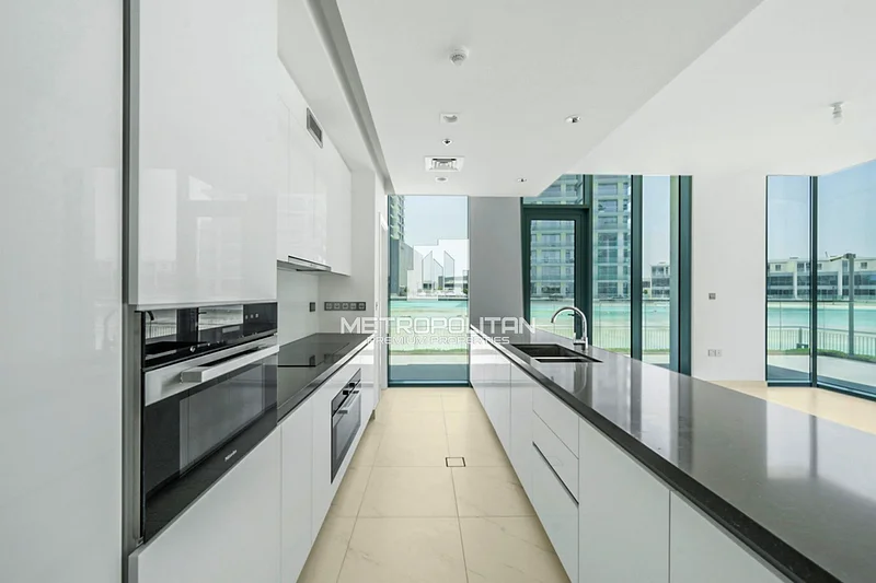 Exclusive Unit | Vacant | Multiple Options64006393847426112