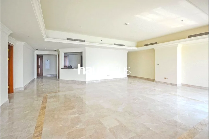 Unfurnished | 4 bed + Maids | Available November63654982346114110