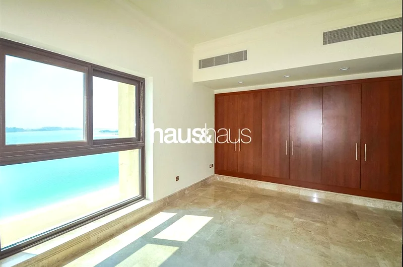 Unfurnished | 4 bed + Maids | Available November63654982346114114