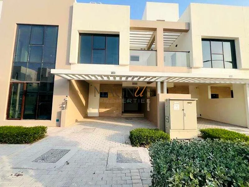 BRAND NEW | SINGLE ROW | COMMUNITY VIEW63738198802178110