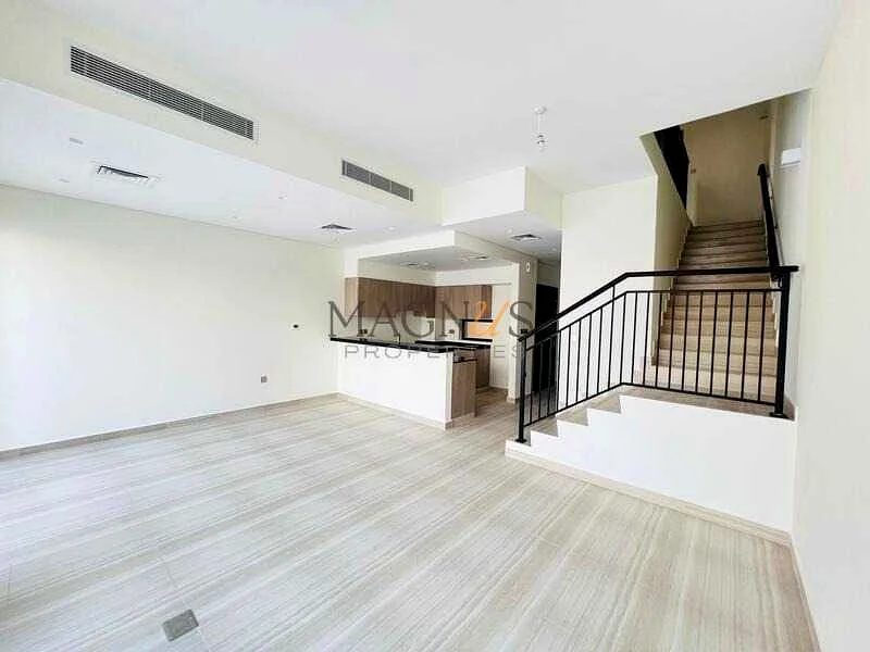BRAND NEW | SINGLE ROW | COMMUNITY VIEW63738198802178112