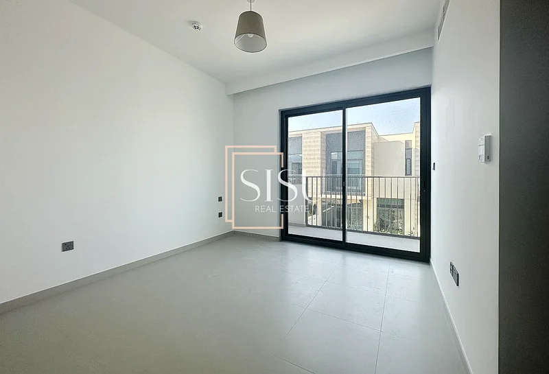 صف واحد | قريب من وسائل الراحة | موقع متميز63931115228930113