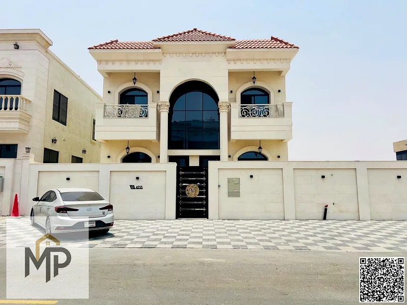Large corner villa with a swimming pool at an excellent price. It has a large courtyard. Freehold for all nationalities for life, with the possibility63897523757953110