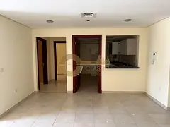 WELL MAINTAINED | EXPANSIVE LAYOUT | MID FLOOR