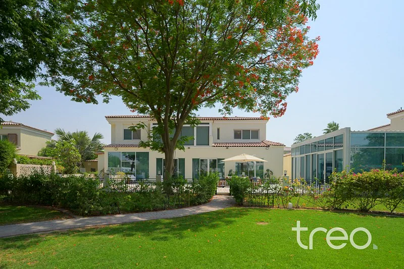 Fully Renovated | Extended | Lake View63982447933955110