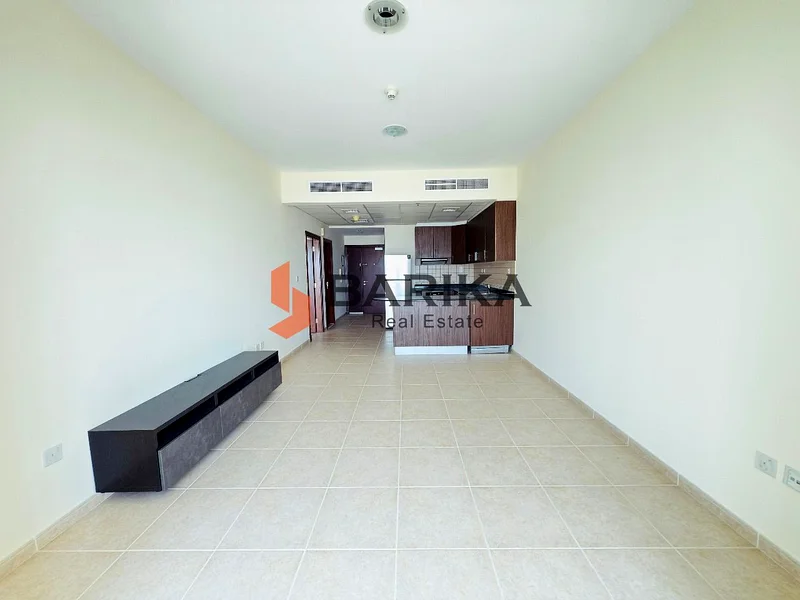 Upgraded | Sea View | Good Location63776933799042111