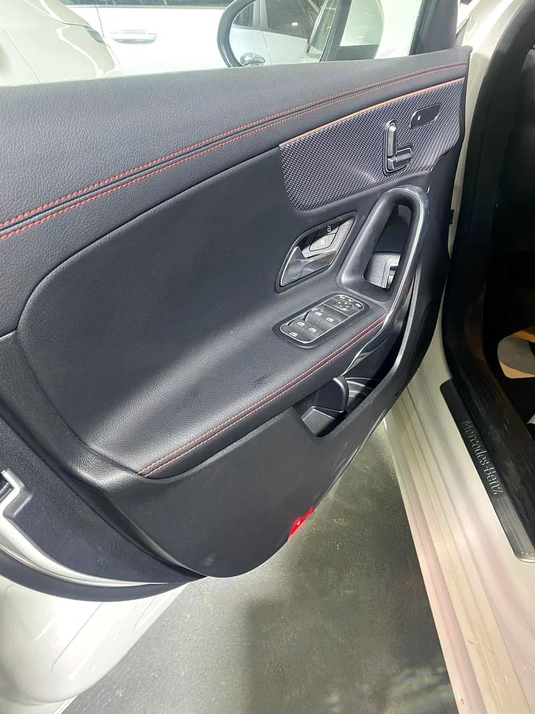 Mercedes A200 | full option Brand new63488379839874112