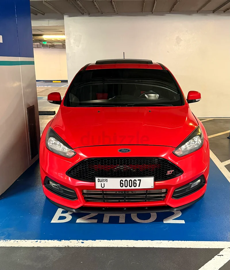 Ford Focus ST 201763483178623618110