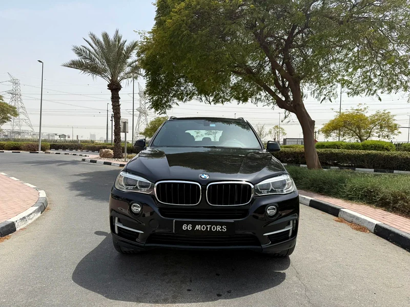 مواصفات BMW X5 GCC 201763484941815554112