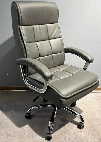 Executive leather highback chair