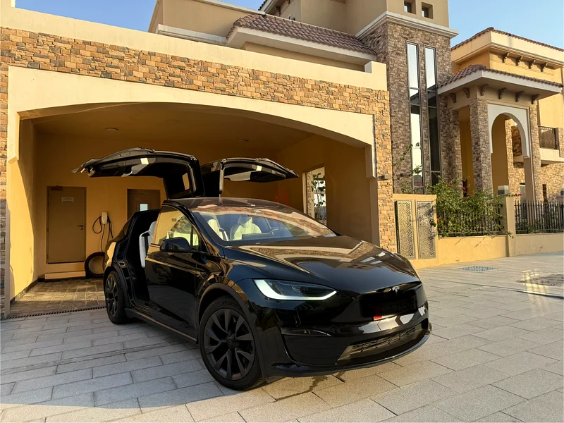 Tesla X63490567138049114