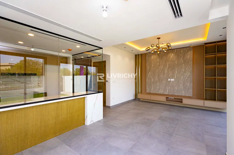Brand New | Vacant | Spacious | 4 Bed + Maid63493803501825113