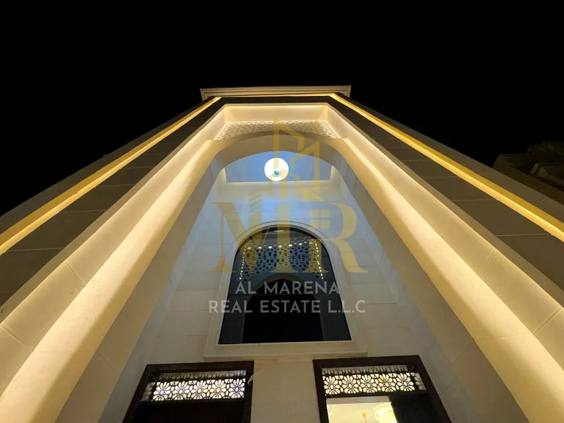 For sale: Luxurious classic villa in Al Hilu 2 – directly from the owner. Location: opposite Jasmine Park, near Sheikh Mohammed bin Zayed Street. Land63898440232193114