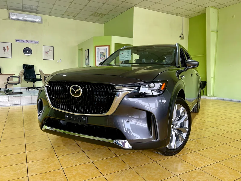 Mazda CX-90 3.3L inline 6 Turbocharged engine brand new {12km} full options, and good Saving, Luxur63490371640195114