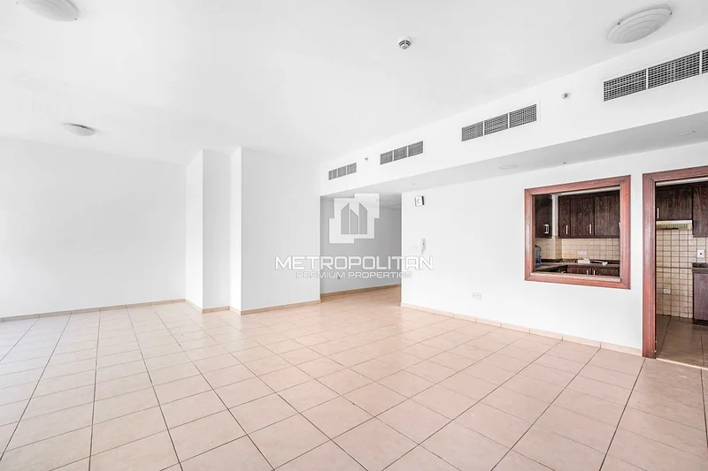 Spacious | Burj Khalifa View | With Maids Room63793188230530112