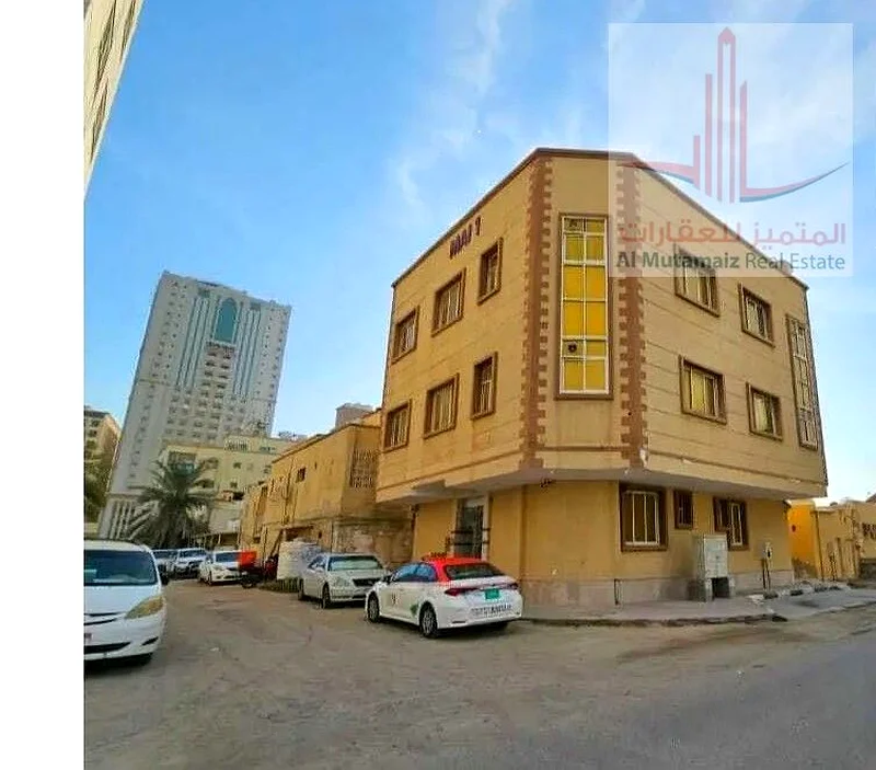 Building for sale in Al Bustan area, second block from the main street, at an excellent price63865570515713110