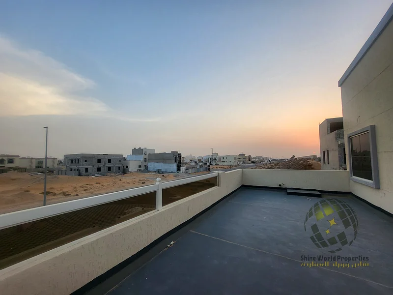 فيلا 3 غرف نوم - فناء كبير - ملكية حرة - فيلا زاوية63894480265859112