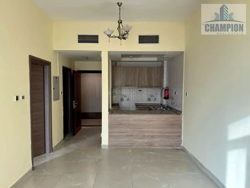 قلوب سيليكون أواسيس مجانًا 2BHK مع 2 شرفة جميع المرافق بالقرب من المخرج63746698974850110