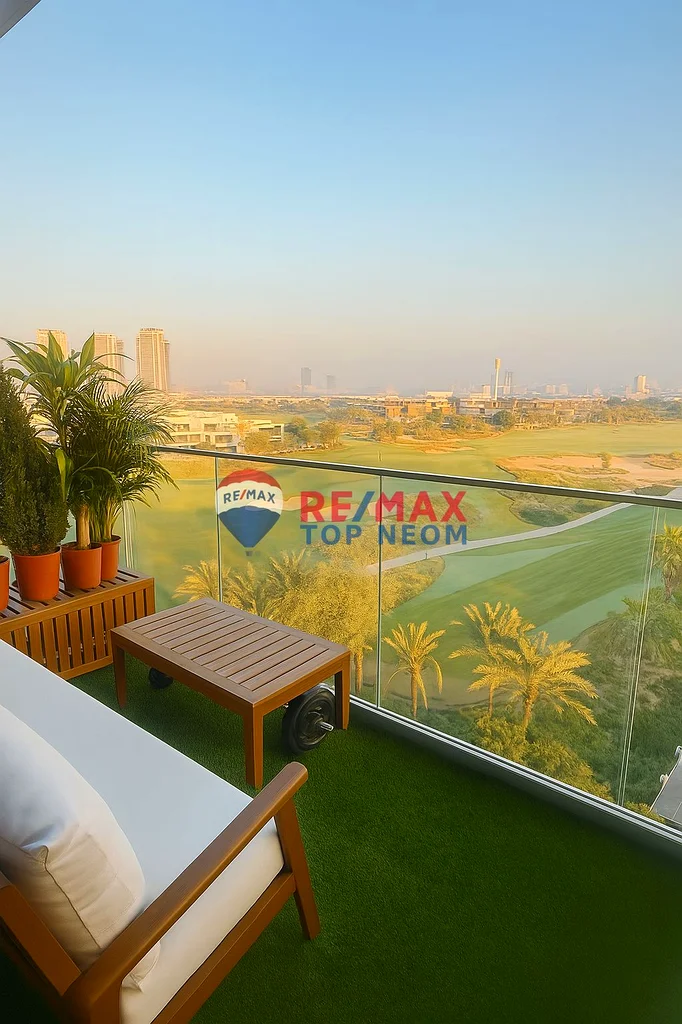 STUDIO WITH BALCONY | FURNISHED | GOLF VIEW | VACANT63494740435074112