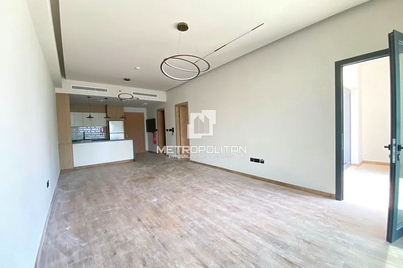 شبه مفروشة | مع أجهزة المطبخ | شاغرة63780032863875113