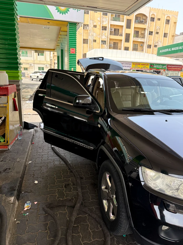 جيب جراند شيروكي63490141473409111