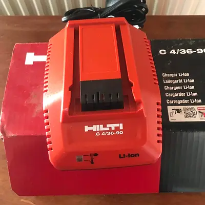 HILTI C4/36-90 CHARGER BRAND NEW 220v