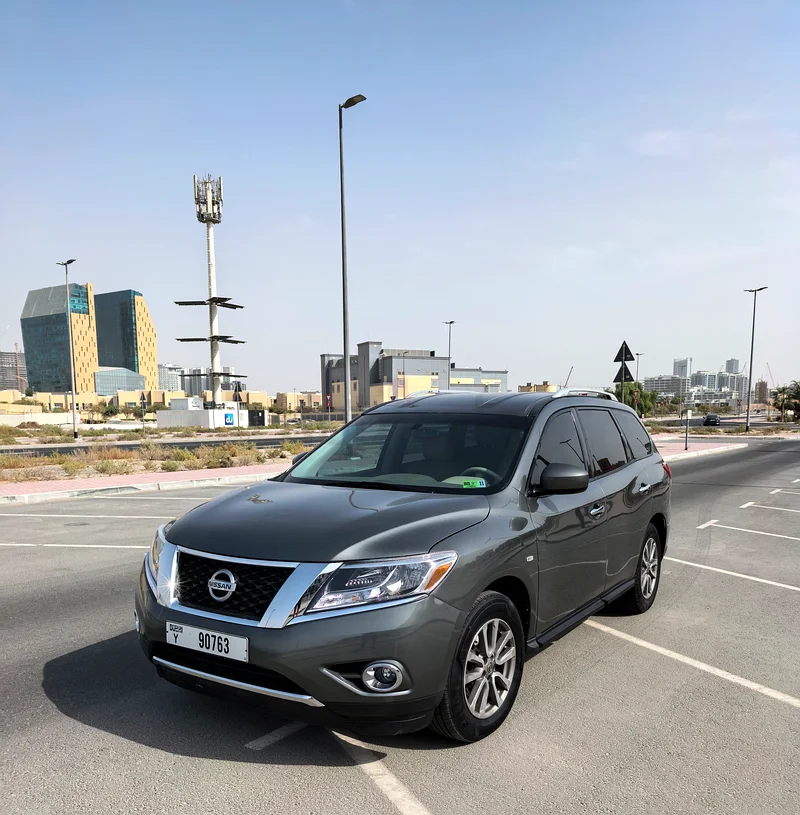 Clean GCC Nissan Pathfinder 201563488046910978112