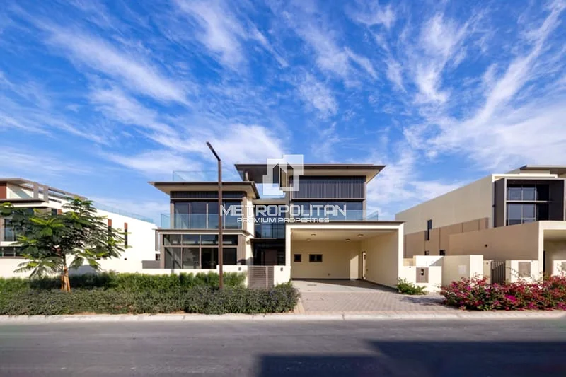 Private Pool | Bigger Layout | Vacant63754432355713110