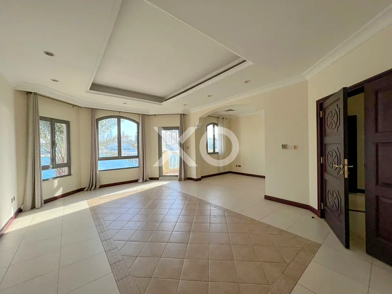 Unfurnished | High Number | Central Rotunda63753148689922112