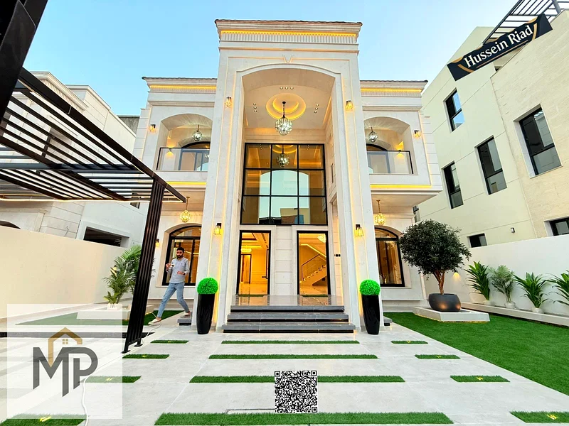 The most luxurious villas for sale with a classic design, a large garden, a roof, 5 master rooms, no service fees, and free ownership for all national63880389148545113
