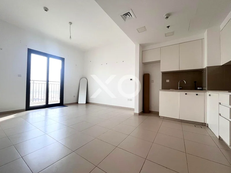 Unfurnished | Well Maintained | View Now63654981465859111